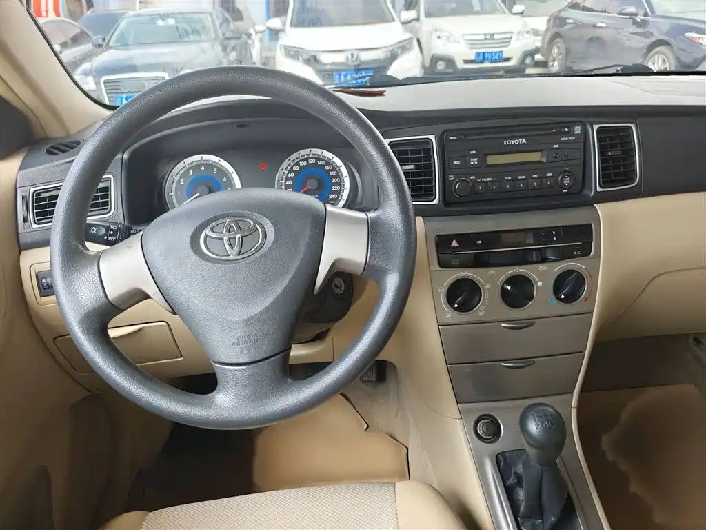 TOYOTA COROLLA 2013