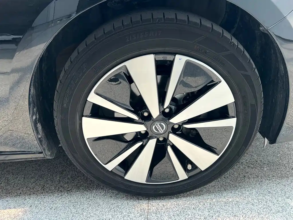 NISSAN TEANA 2022