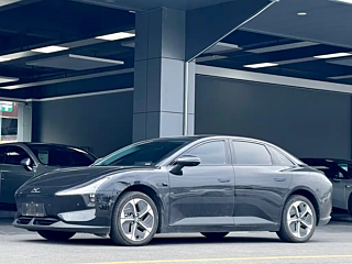 Заказать XPENG MOTORS MONA M03