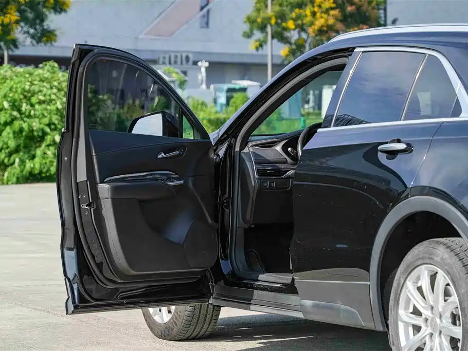CADILLAC XT4 2019