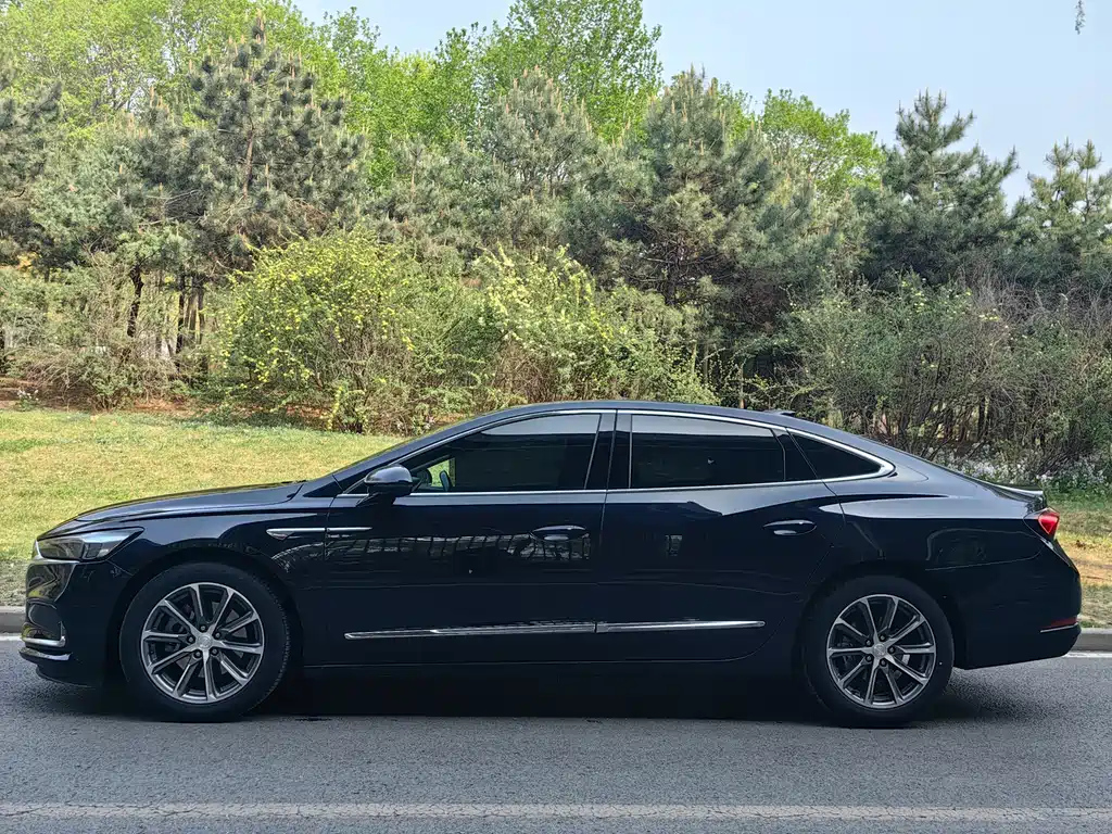 BUICK LACROSSE 2022
