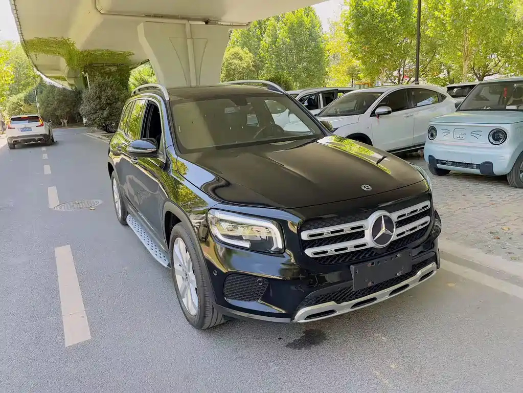 MERCEDES BENZ GLB 2020