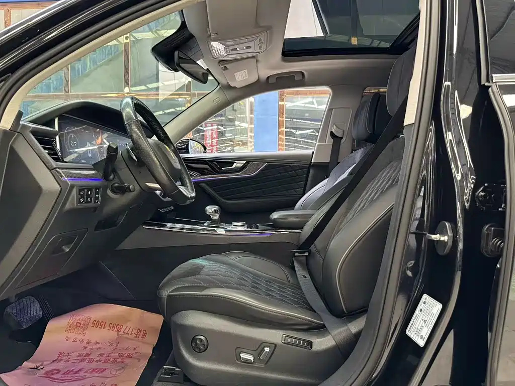 HONGQI HS5 2019