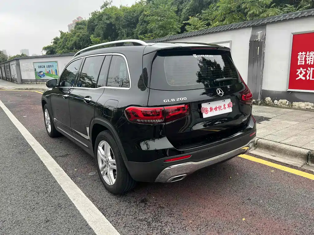 MERCEDES BENZ GLB 2022