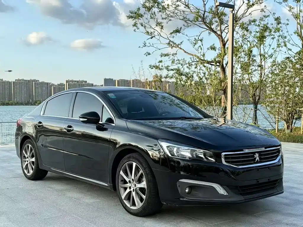 PEUGEOT 508 2015