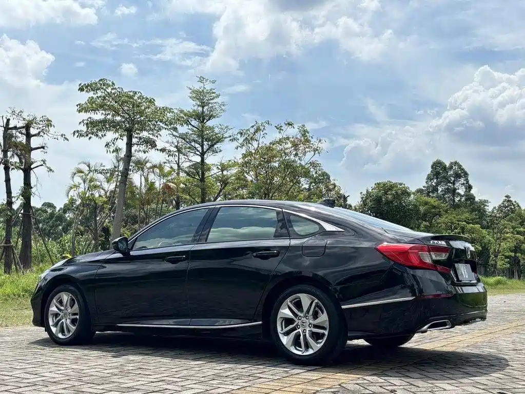 HONDA ACCORD 2018