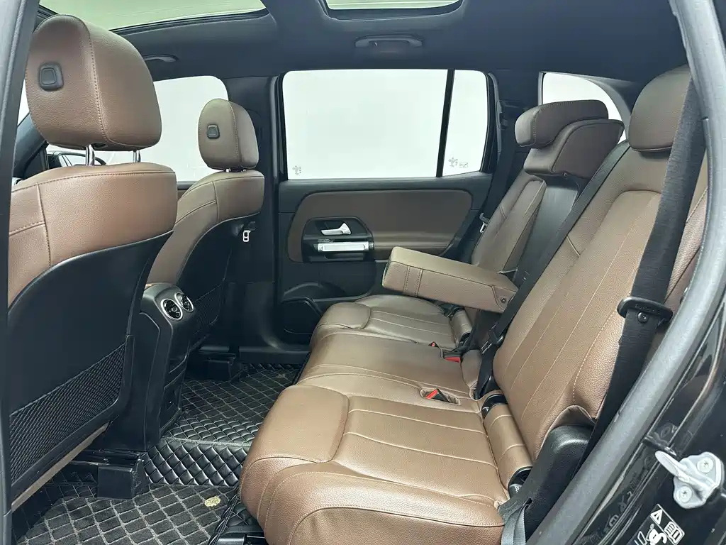 MERCEDES BENZ GLB 2022