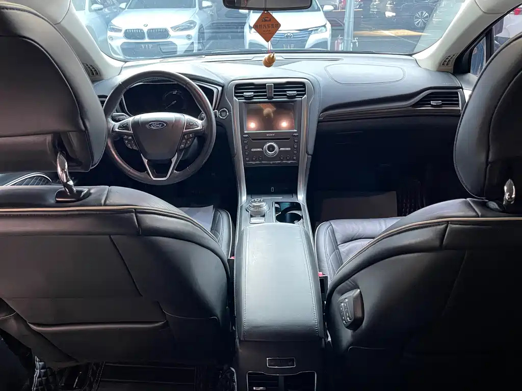FORD MONDEO 2017