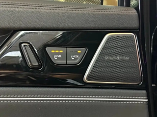 VOLKSWAGEN PASSAT  2025 YEAR PRO 380TSI  EDITION 2025