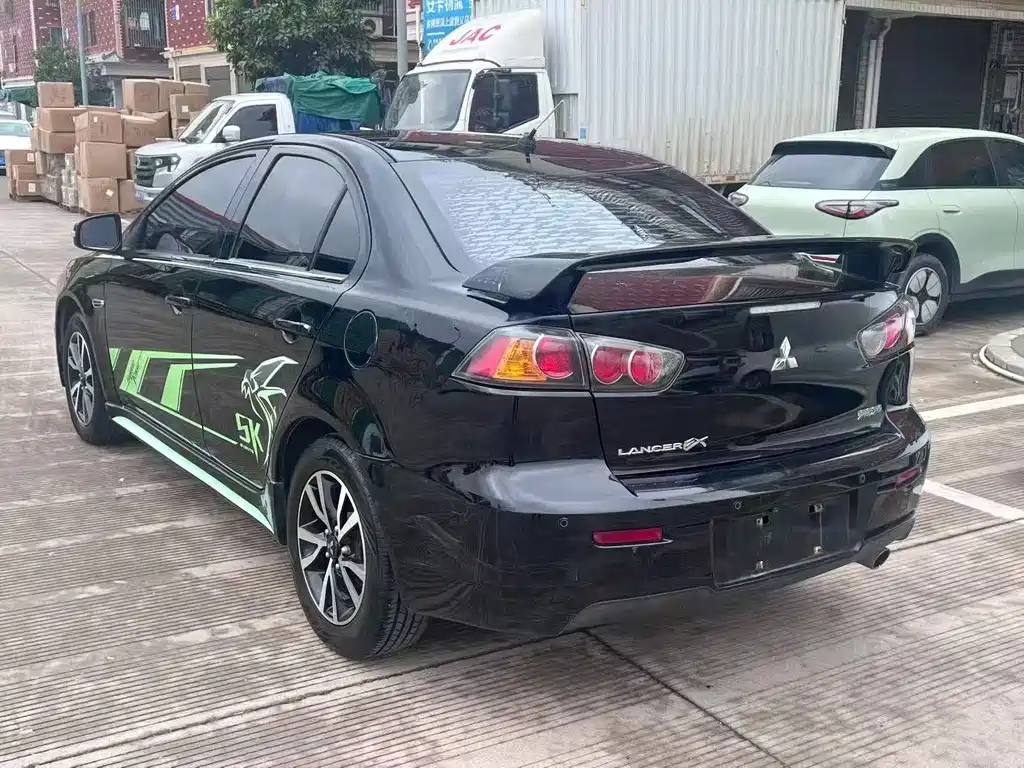 MITSUBISHI LANCER EX 2016