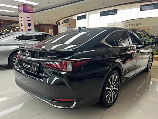 LEXUS ES 2020 YEAR 300H EDITION 2020