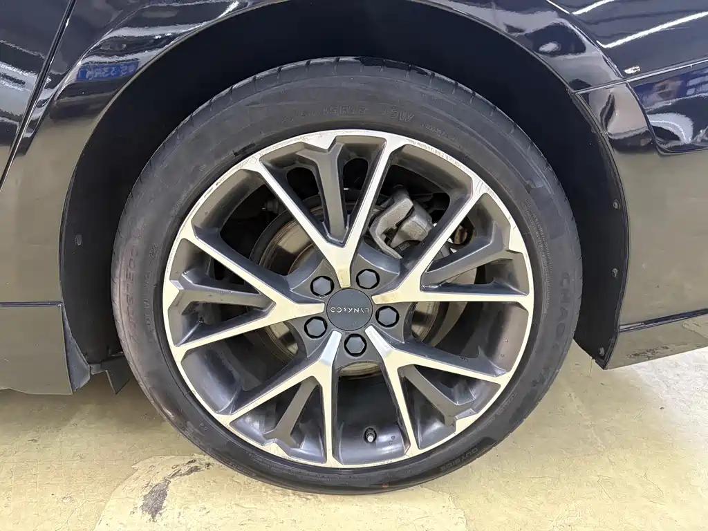 LYNK&CO 03 2019