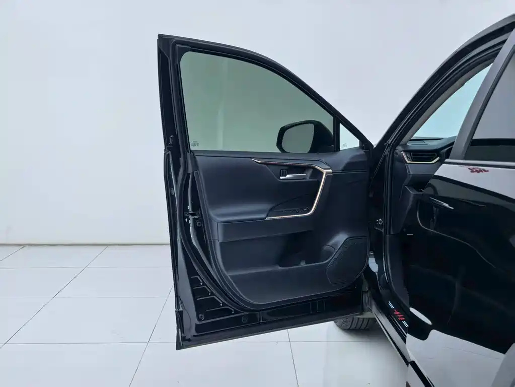 TOYOTA WILDLANDER 2024