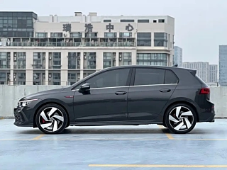 VOLKSWAGEN GOLF GTI 2022