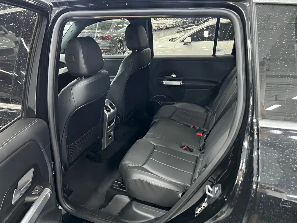 MERCEDES BENZ GLB 2022