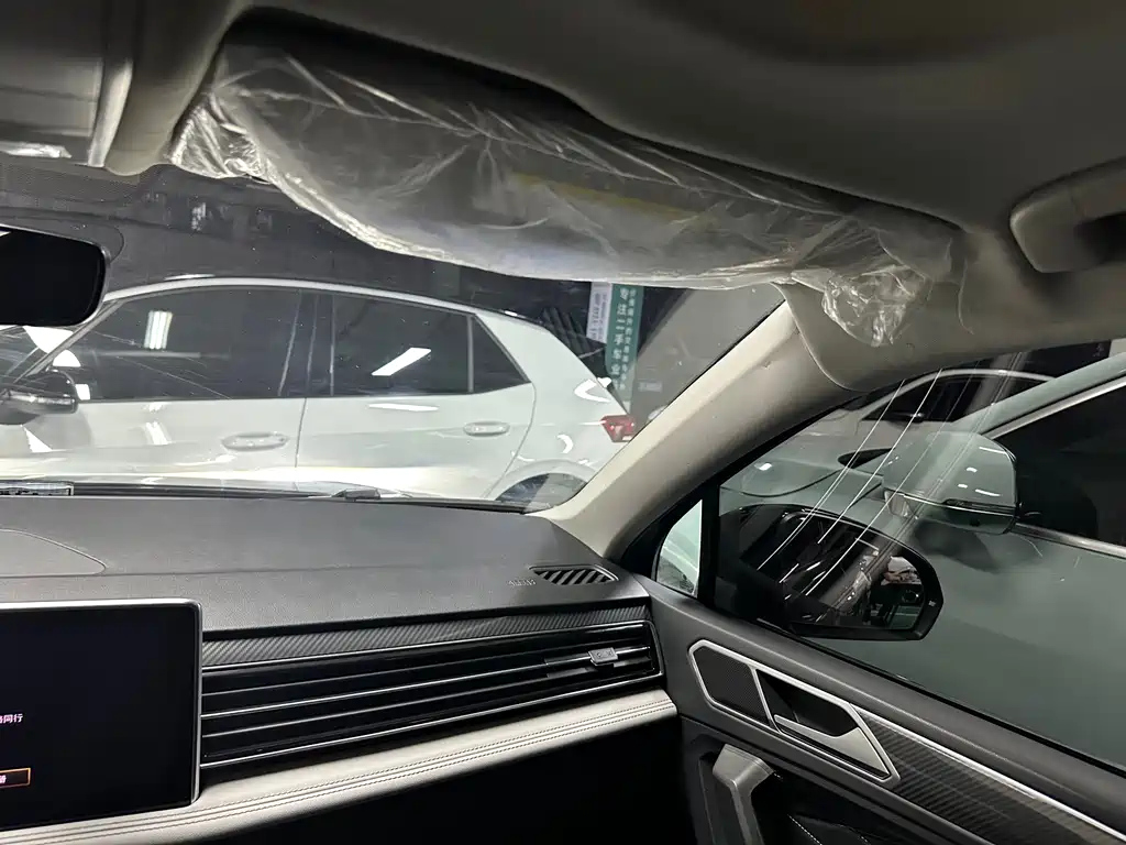 VOLKSWAGEN TIGUAN L 2025