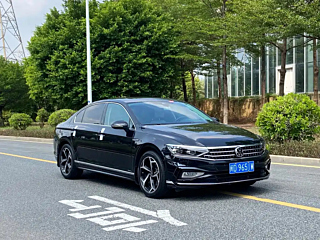 VOLKSWAGEN MAGOTAN 2023