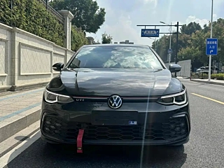 VOLKSWAGEN GOLF GTI 2021