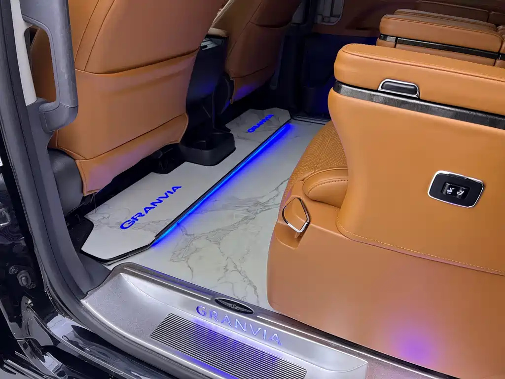 TOYOTA SIENNA SIENNA 2024