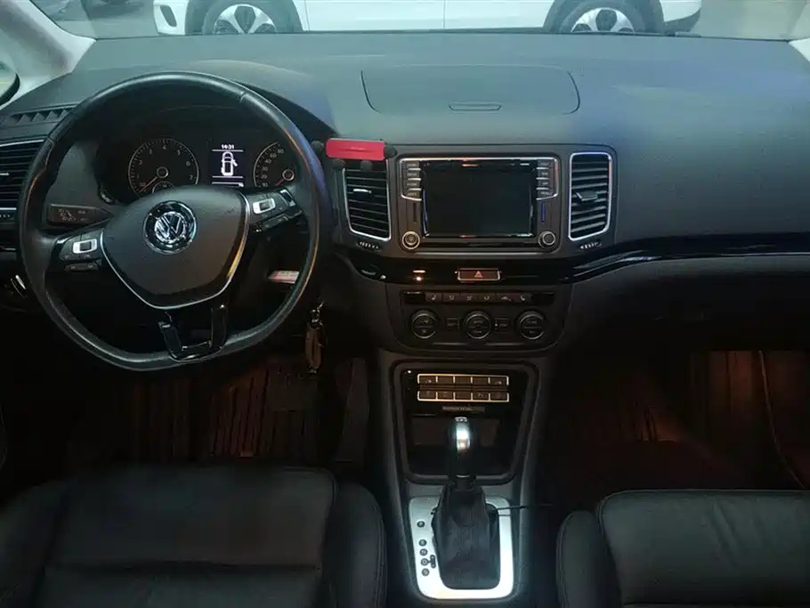 VOLKSWAGEN SHARAN 2018