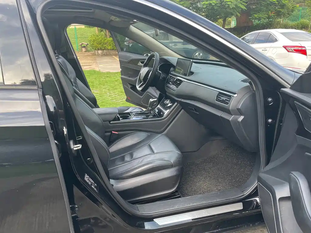 HONGQI H5 2020