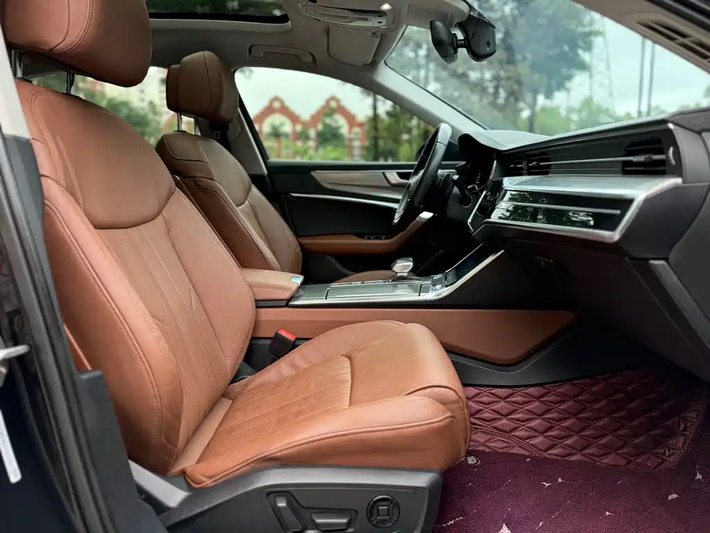 AUDI A6L 2019