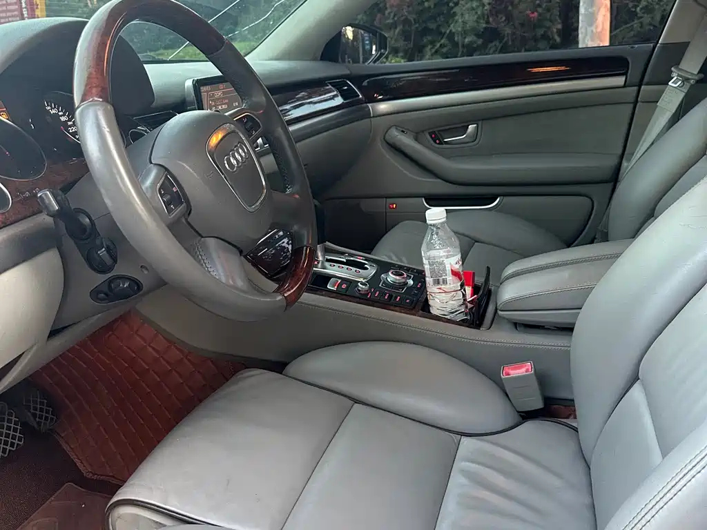 AUDI A8 2008