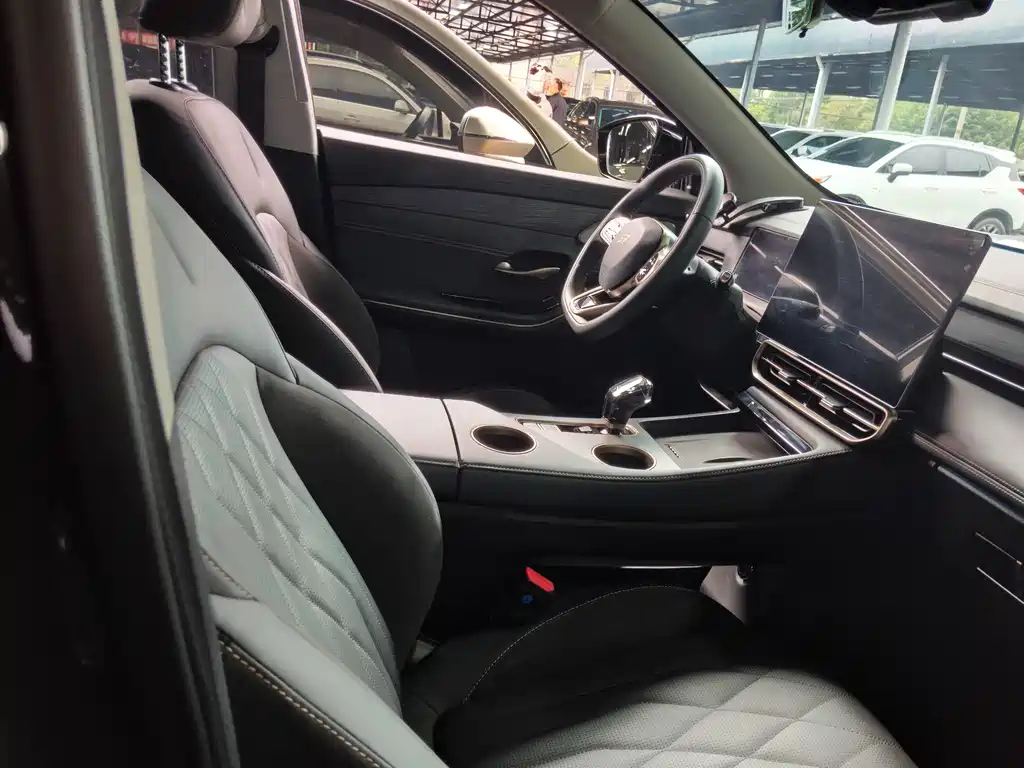 JETOUR SHANHAI L9 2024