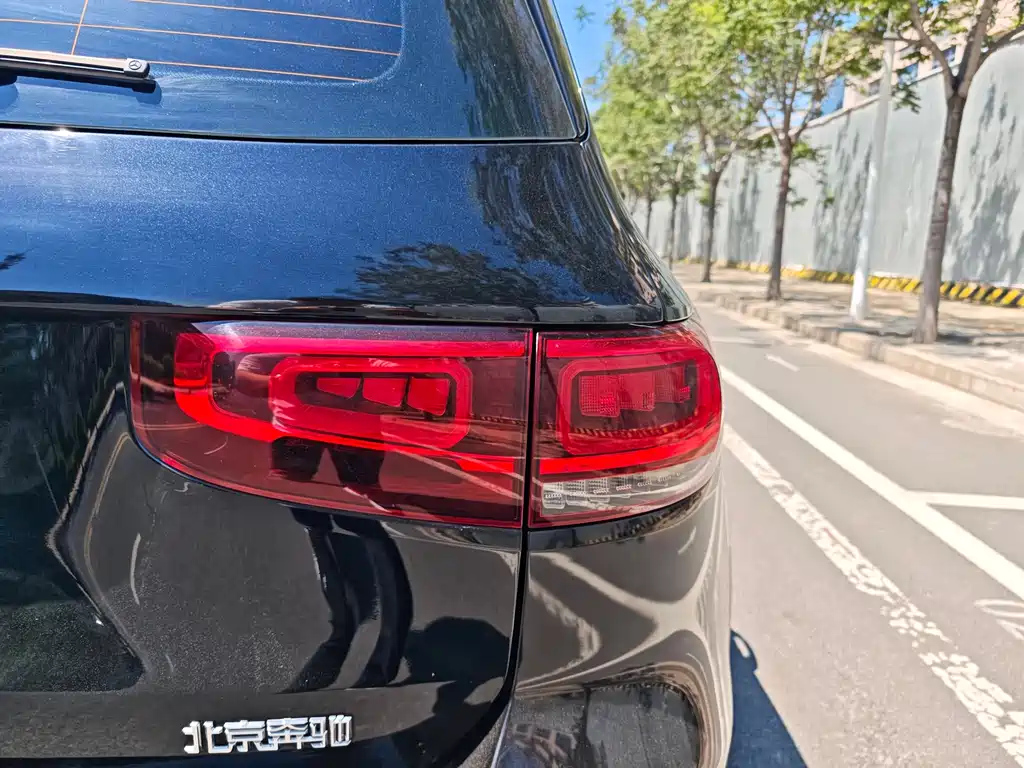 MERCEDES BENZ GLB 2021