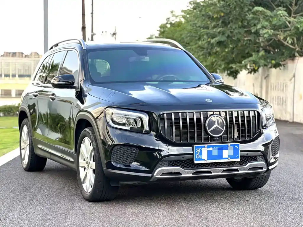 MERCEDES BENZ GLB 2020