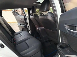 TOYOTA C-HR  2021 YEAR 2.0L DELUXE EDITION 2021