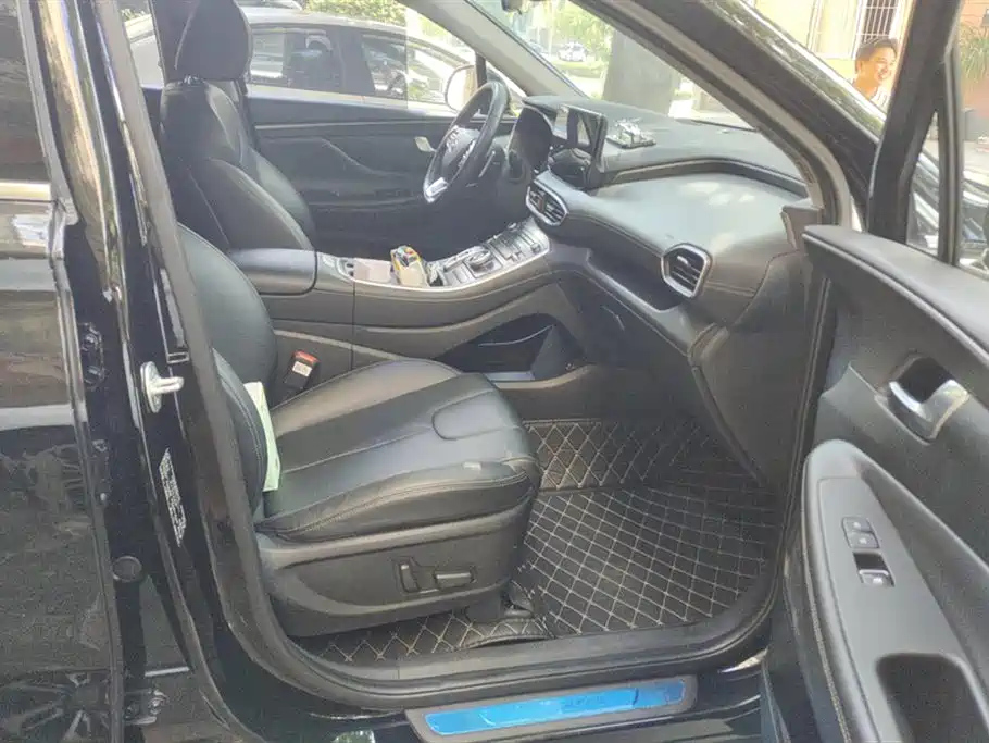 HYUNDAI SANTA FE 2023