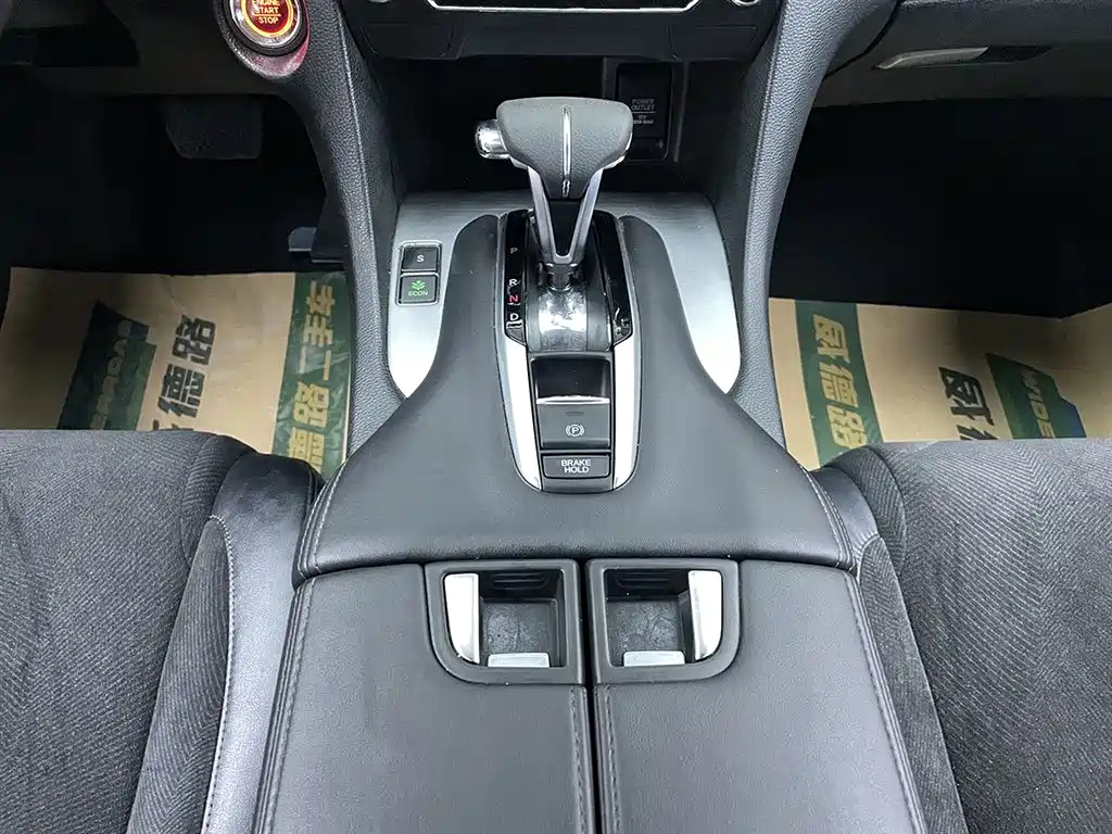 HONDA AVANCIER 2017