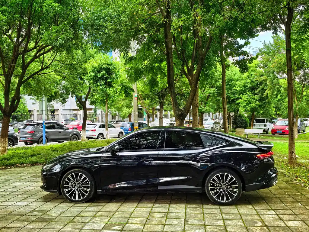 MG MG7 2023