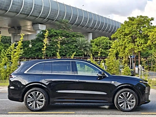 LI AUTO L6 2025 YEAR PRO INTELLIGENT EDITION 2025