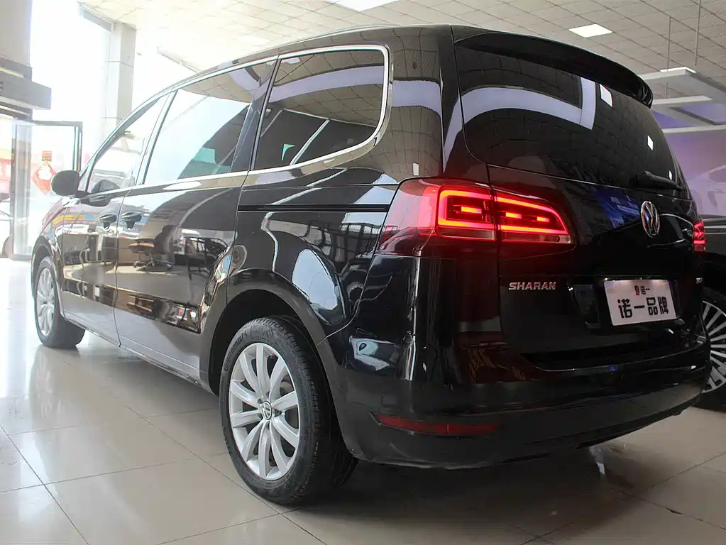 VOLKSWAGEN SHARAN 2016