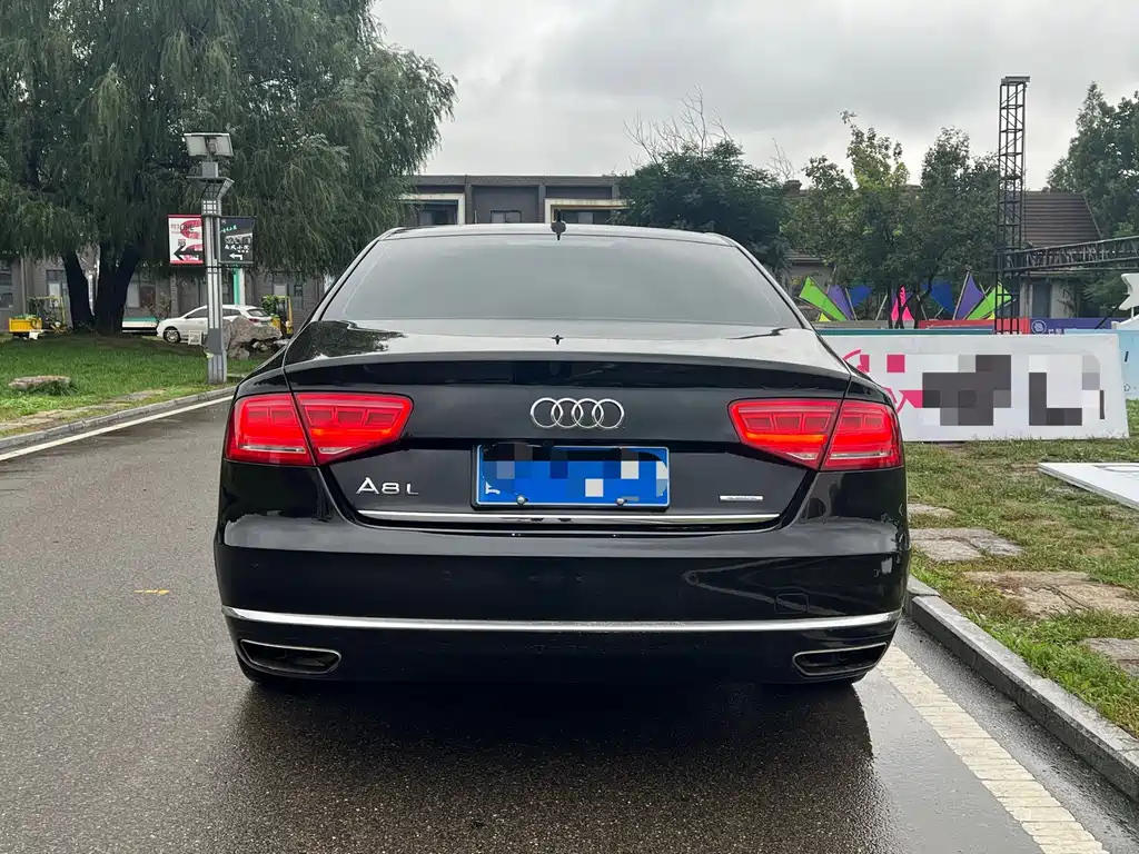 AUDI A8 2013