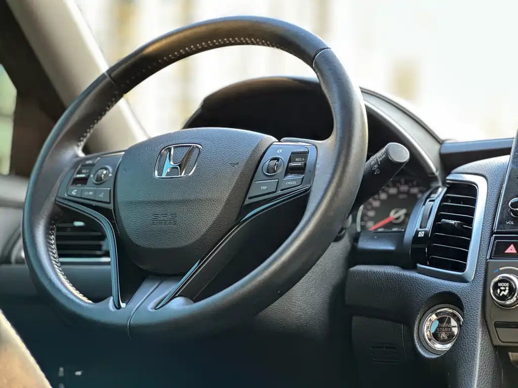HONDA AVANCIER 2017