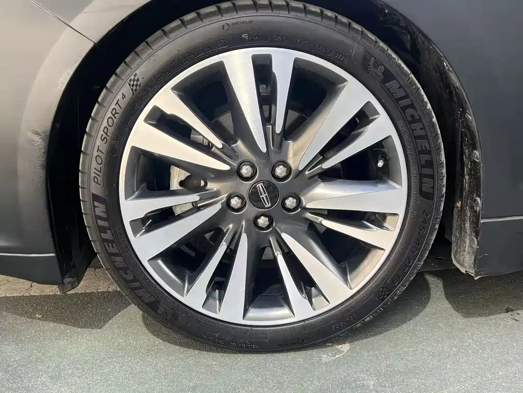 LINCOLN MKZ 2017