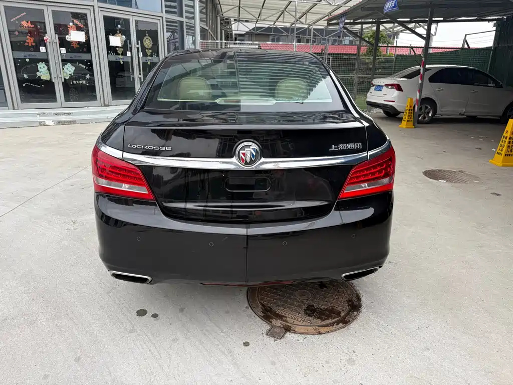 BUICK LACROSSE 2016
