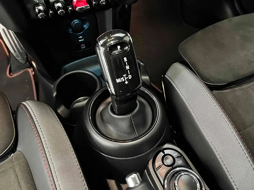 MINI JCW 2023