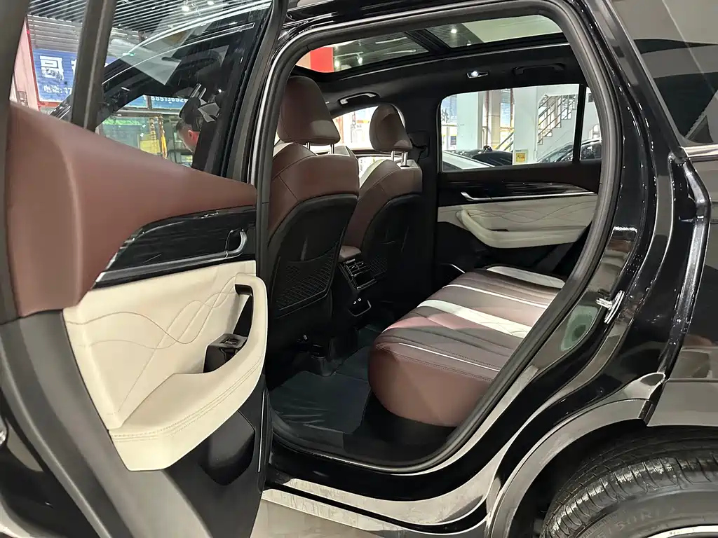 GEELY AUTO MONJARO 2022