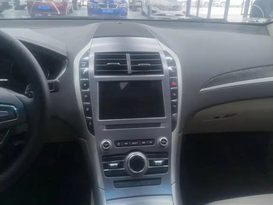 LINCOLN MKZ 2019