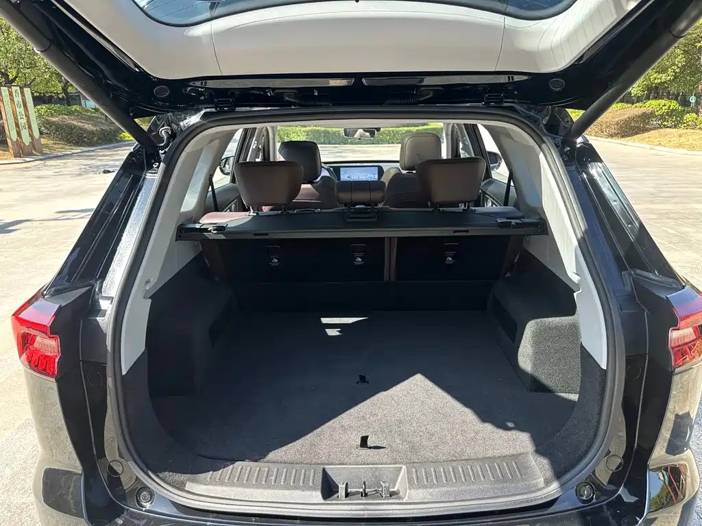 CHERY TIGGO 8 PRO 2025