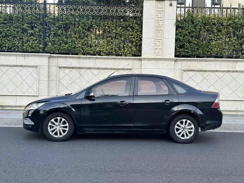 FORD FOCUS 2013
