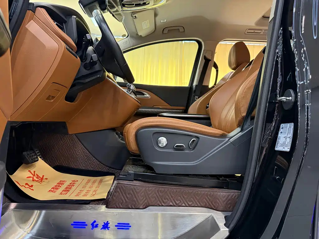 HONGQI HQ9 2023
