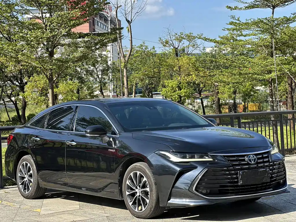 TOYOTA AVALON 2022