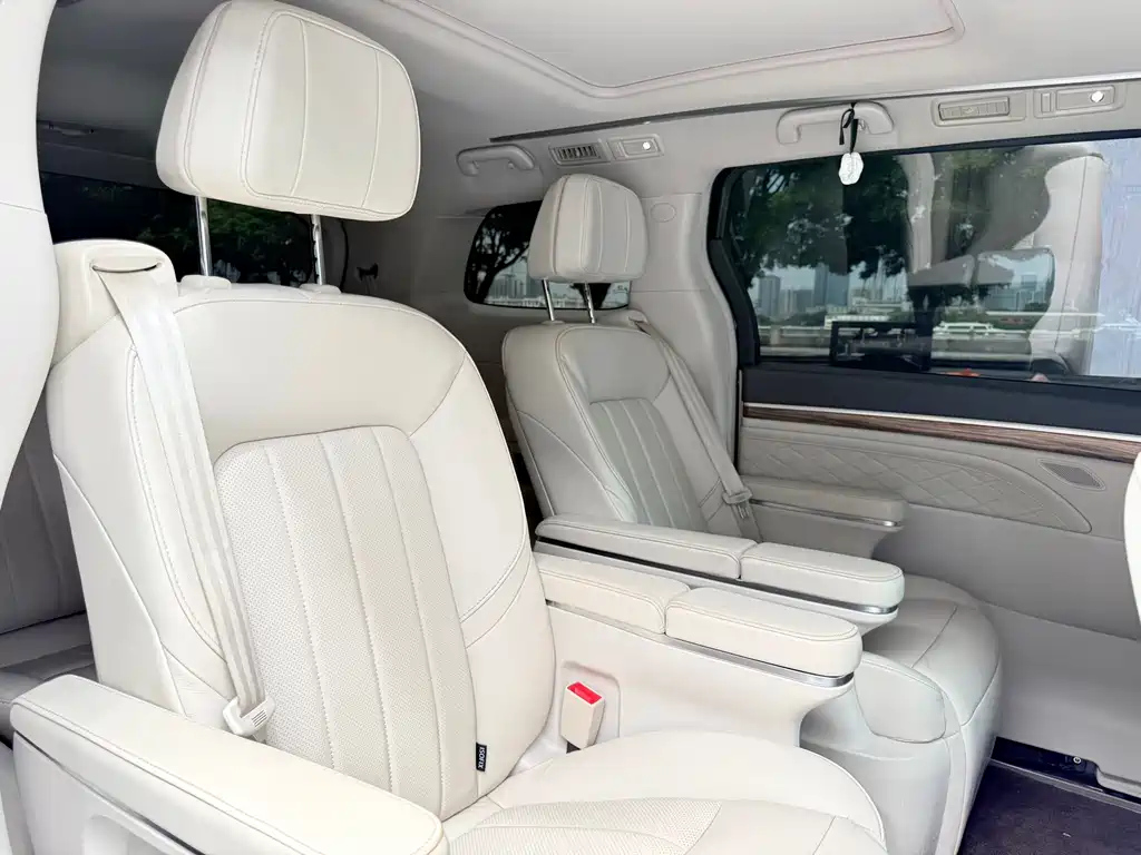 TRUMPCHI M8 2019