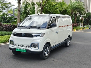 Заказать BAIC CHANGHE 北汽EV5