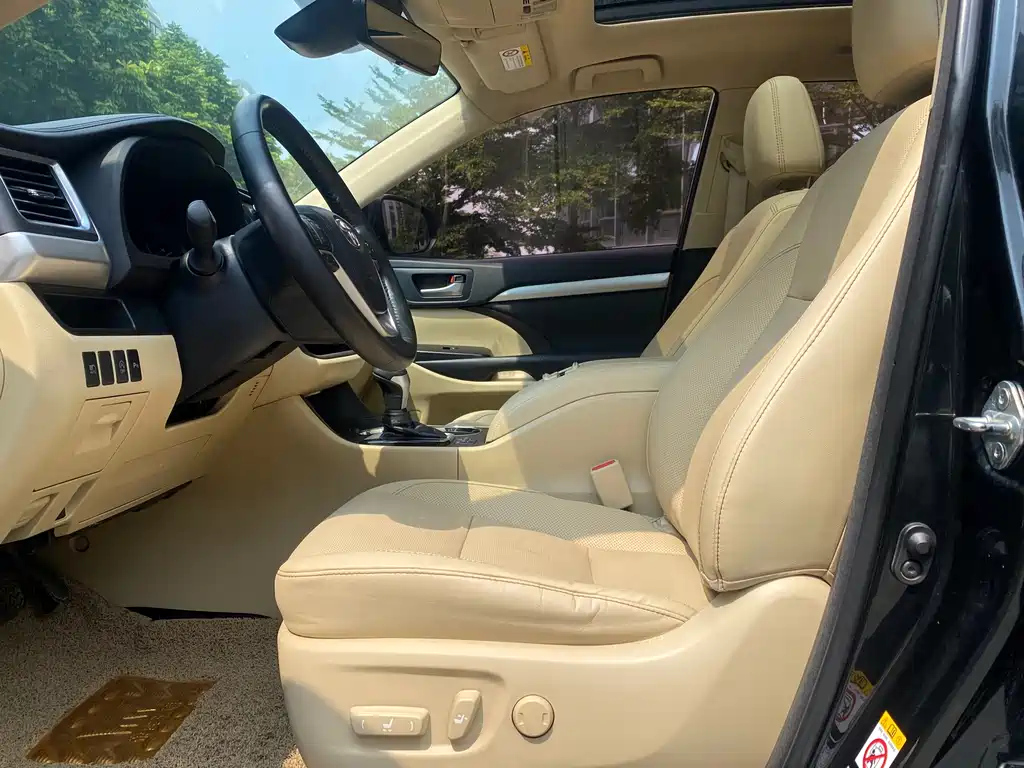 TOYOTA HIGHLANDER 2018